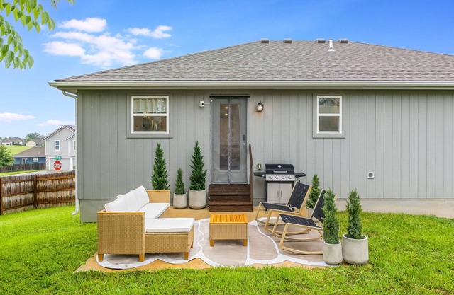Modern 3BR Home Clean & Bright