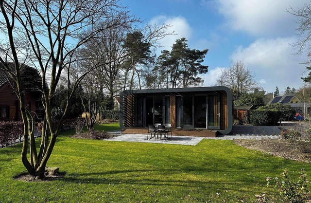Modern 4-person chalet with 2 bedrooms and sauna