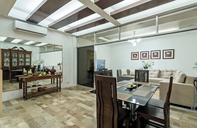 Modern 4BR House with Billiards,KTV,WIFI,Netflix-10mins from Robinson Mall