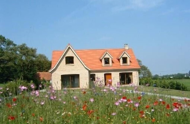 Modern and quiet cottage between forest and sea in the heart of the Opal Coast