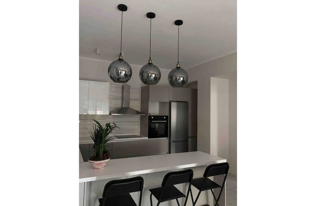 Modern Apartment 2 minutes from the beach!