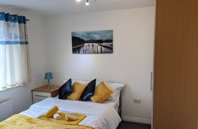 Modern apartment with Parking/En-suite/WiFi/Netflix