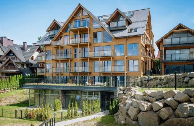 Modern apartment with mountain view and pool