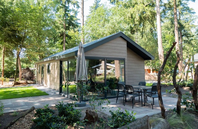 Modern chalet with dishwasher, 20 km. from Utrecht