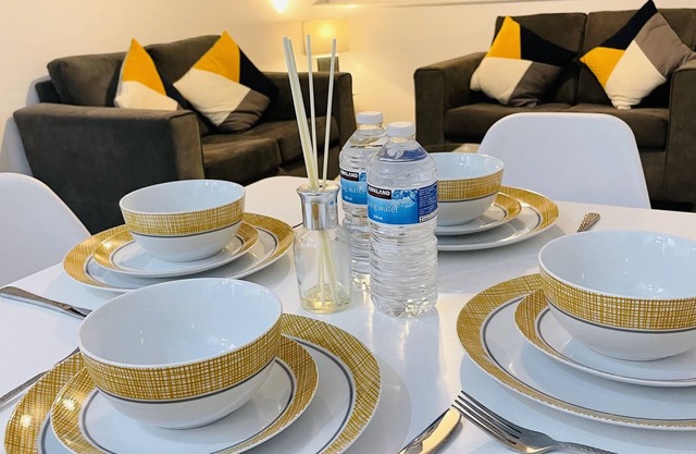 Modern city centre two bedroom fully equipped apartment