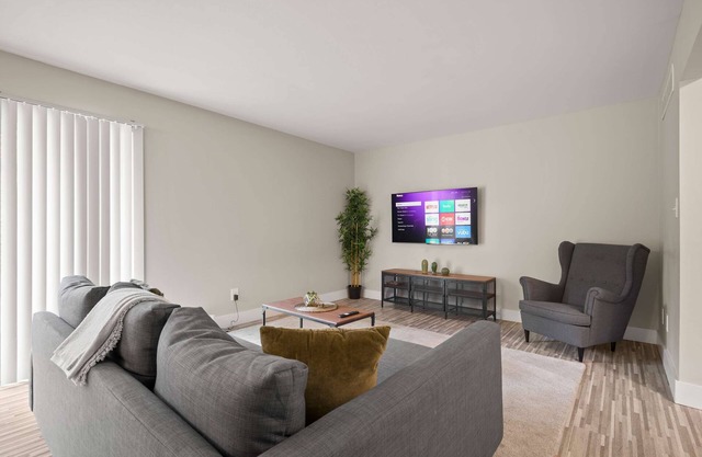 Modern Comfort in Rochester, Perfect Getaway