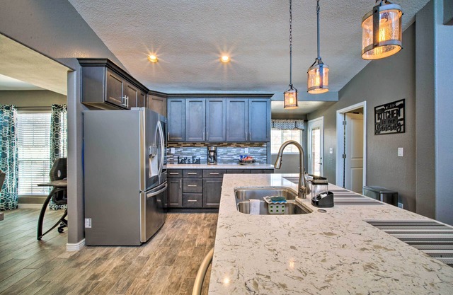 Modern El Paso Home w/Backyard & Fire Pit!