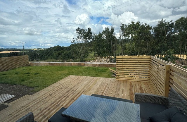 Modern Family/Pet Friendly Barn Conversion in a rural setting great access