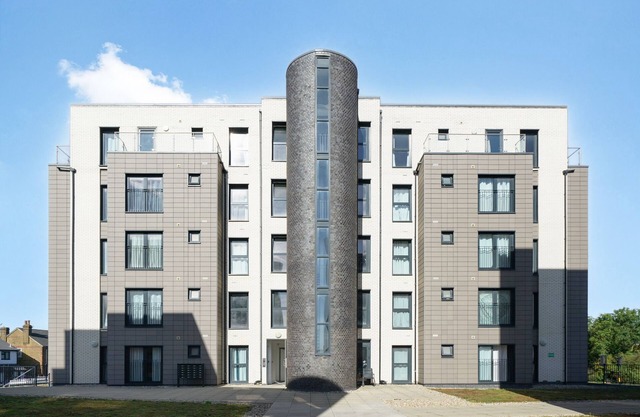 Modern One Bed Near Heathrow*