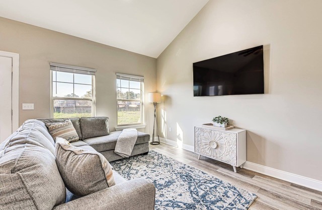 Modern & Private Retreat Near Historic Downtown!