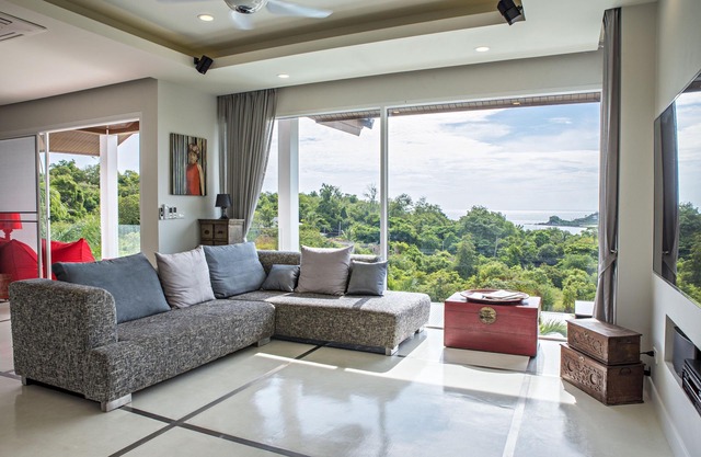MODERN RECENT VILLA DE LUXE SEAVIEW WITH 3 BEDROOMS