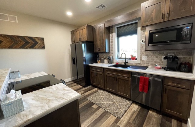 Modern rustic stay at The Bunkhouse outside of Salina