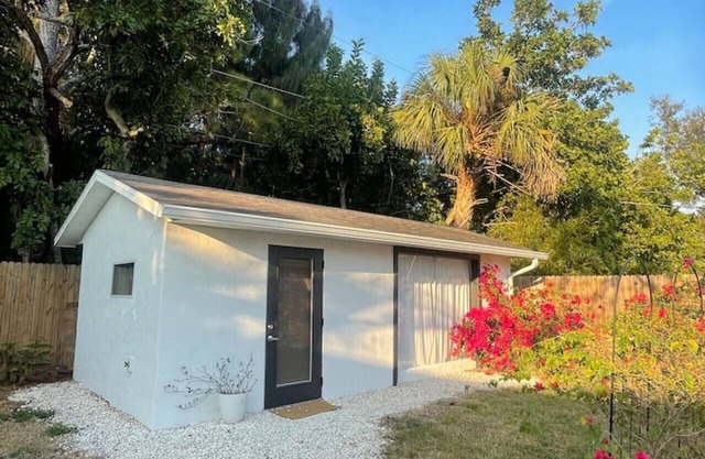 Modern Studio Near SRQ Airport