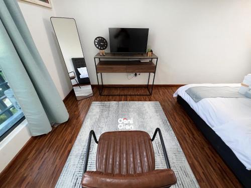 Modern Studio With Private Parking at K Avenue by DaniDian