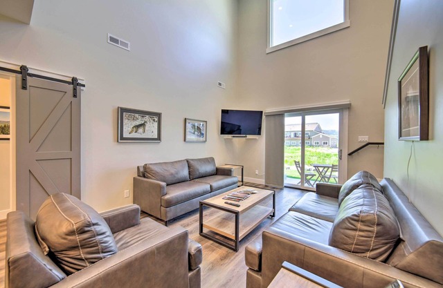 Modern Swan Valley Townhome w/Walking Trails