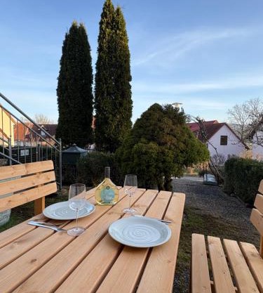 Modernes Serviced Apartment - FeWo Franken Idyll
