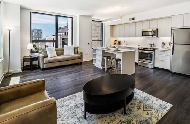 Modernly Furnished | Near Herndon | Reston Virginia