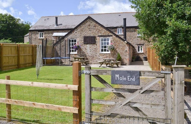 Mole End at Libbear Barton