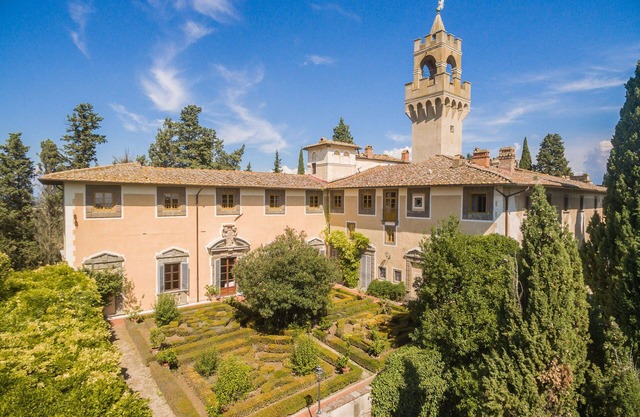 Montegufoni 10 - Apartment with swimming pool