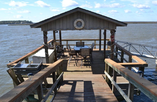 Moonshine Cabin at Colonels Island- Riverfront w/Private Deepwater Dock