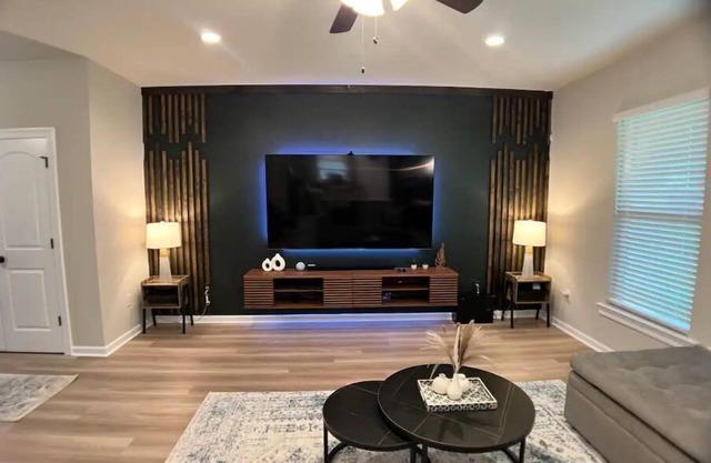 Morden NEW Home in Heart of Lafayette