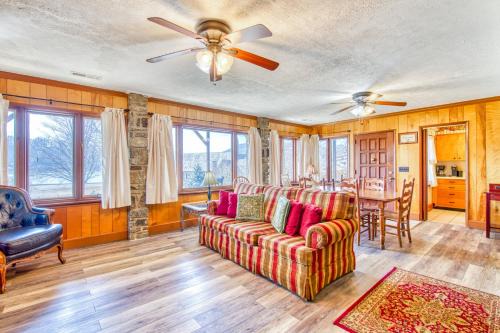 Morris Villa