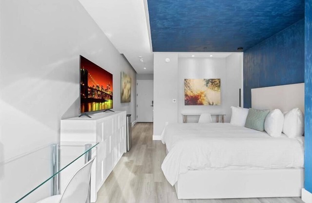 Mott Haven Studio Q BR | Linens/Towels | near NYC