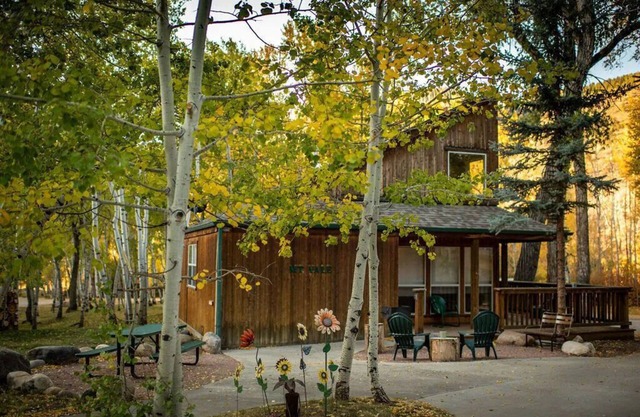 Mt. Yale Chalet at Creekside chalets