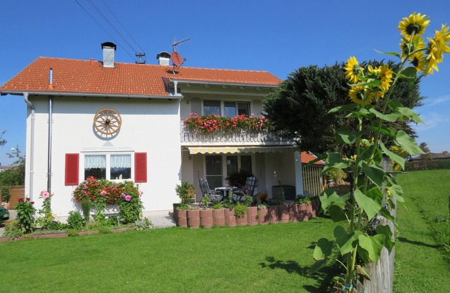 Multi-bed room for 3 guests with 35m² in Peiting (114737)