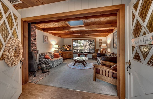 Murphys Getaway - Enjoy Wineries, Hiking, Concerts, Shopping & Small Town Charm