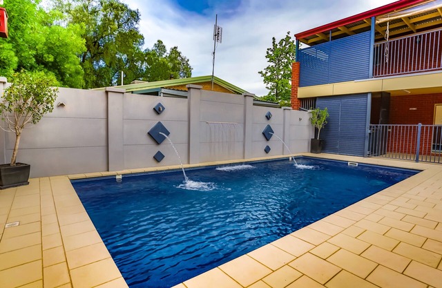Murray Waters Motor Inn & Apartments
