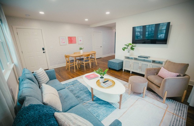 Music Row Apt located 8 Min From Downtown Nash!-2