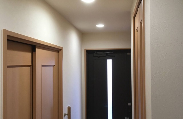 Near JR AWAJI station 30 min. to Kyoto .10 min. to umeda. 40 min.