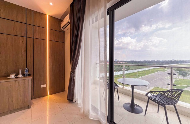 NA Conference Centre And Suite