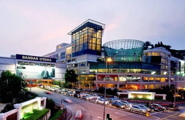 Nano's Stylish 2BR Arte Mont Kiara KLCC MITEC