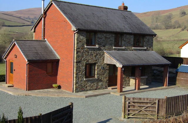 Nant-Y-Glyn Holiday Accommodation set in a beautiful rural hamlet location