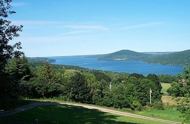 Naples, NY - Finger Lakes/Hemingway Log Cabin