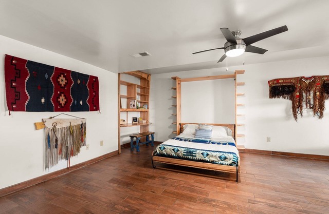 Native Charm Adobe Guesthouse in Historic Old Town with wifi, AC, patio grill.