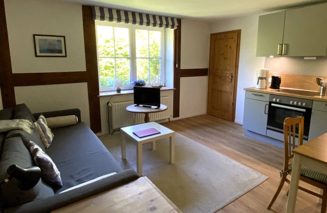 Nature and tranquillity - in a historic thatched farmhouse with a large garden