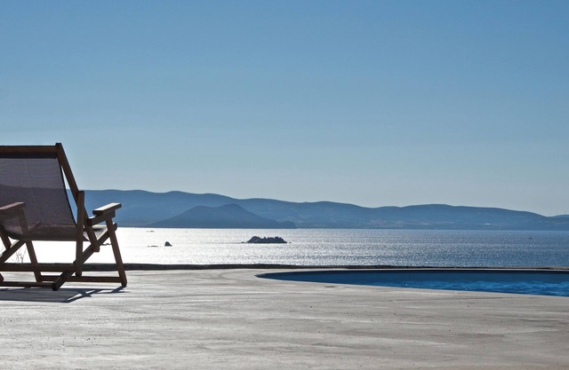 Naxos Aigli Villas Junior & Master.dream blue.think light.