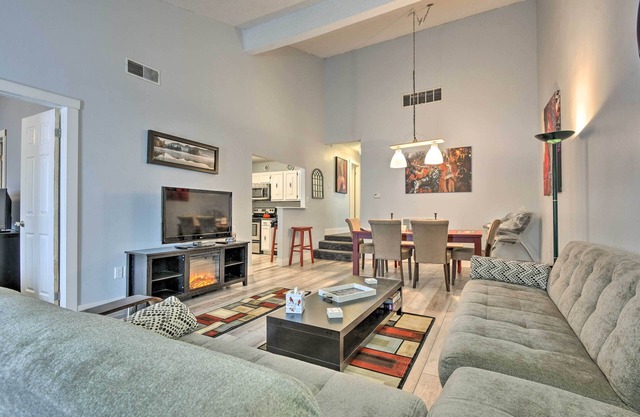 Near Mt Airy Casino: Mount Pocono Condo w/Balcony