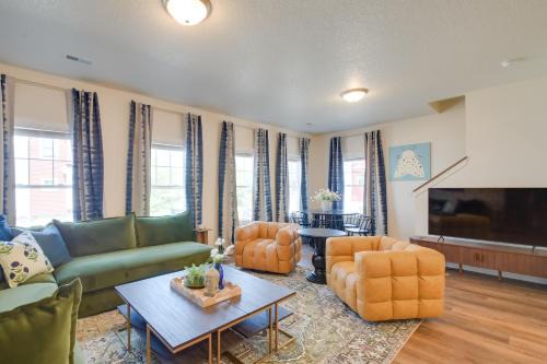 Near TBK Bank Sports Complex Quad Cities Townhome