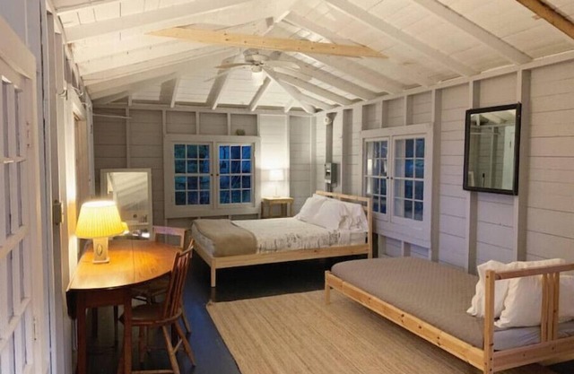 Nest del Mar-Gorgeous Classic Camp on the Ocean