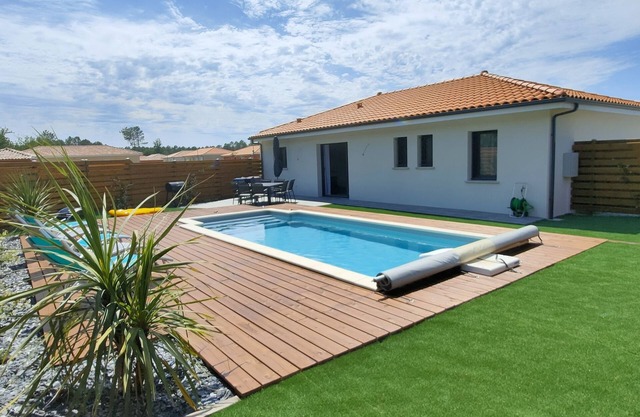 New 3-star property with private heated pool near the ocean