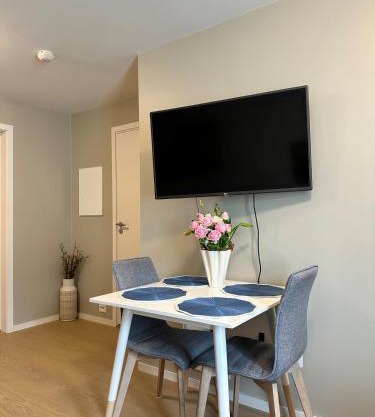 New and bright studio near Kristiansand Zoo and Kjevik airport