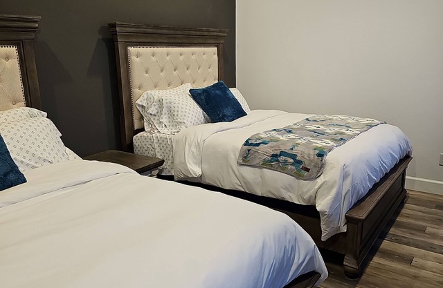 New Apartment In Heart of Missoula-Pets welcome!