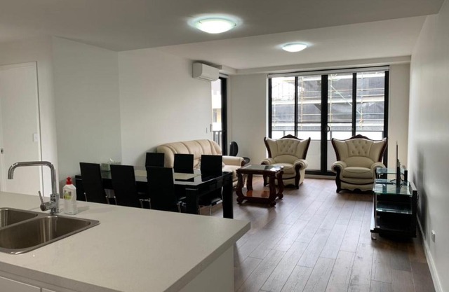 New apartment near Olympic Park and DFO