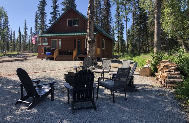New Cabin and 150' of Private Kenai Riverfront fishing.