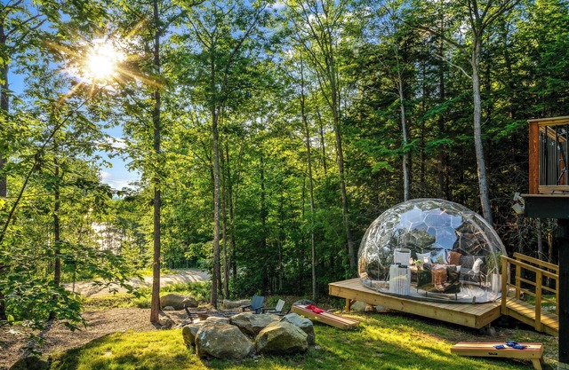 New Chalet, Outdoor Dome w/views, Lakes, Hottub, Firepit, Arcade, Wet Bar, Pets