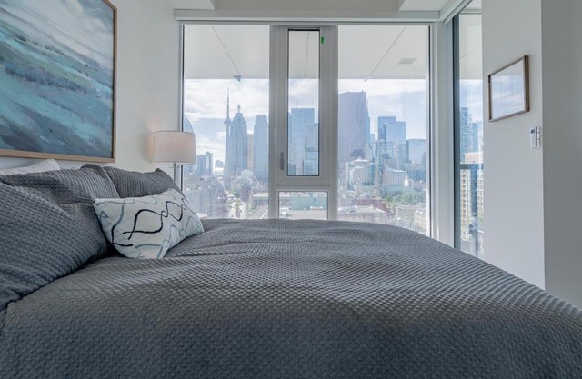 New Condo in Downtown Toronto with CN Tower View